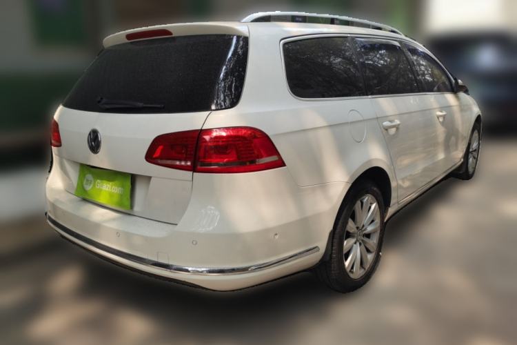 Used Volkswagen Magotan 2012 Travel Edition 2.0 TSI Luxury Version Rear Right 45 Deg