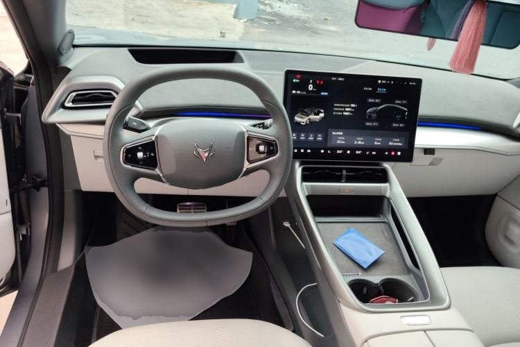 Used ARCFOX Alpha S5 2024 708MAX 200kW Steering Wheel