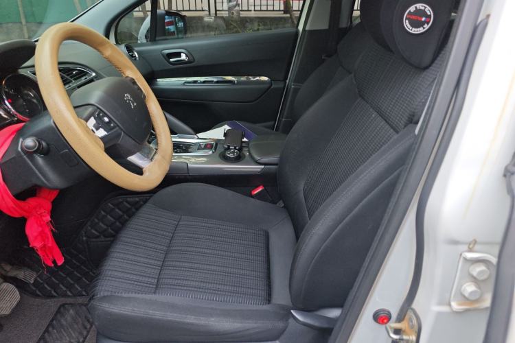 Used Peugeot 3008 2016 1.6THP Automatic Classic Edition
