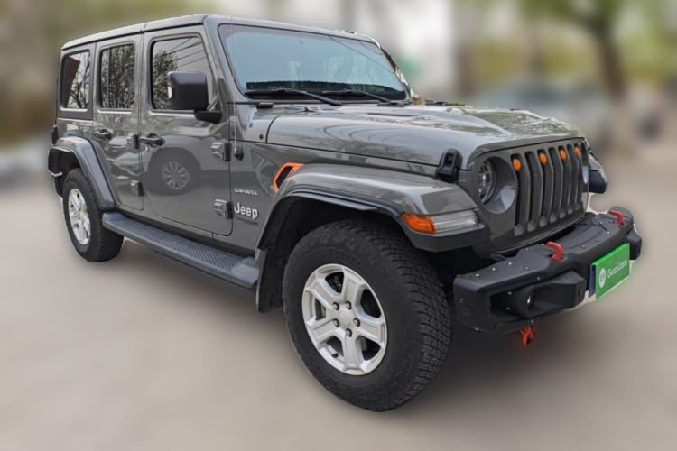 Used Jeep Wrangler 2019 2.0T Sahara Four-Door Version China VI Emission Standard Front Right 45 Deg