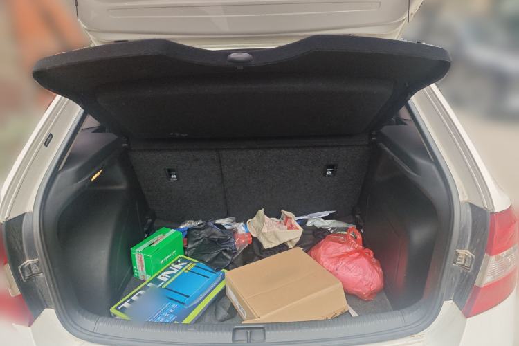 Used Skoda Rapid Spaceback 2016 1.6L Automatic Chuanxing Edition
