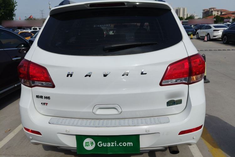 Used Haval H6 2016 Upgraded Model 1.5T Automatic Two-Wheel Drive Elite Version
