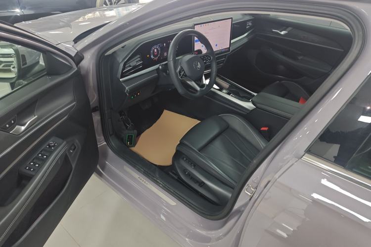 Used Volkswagen Passat 2025 Pro 380TSI Dragon Supreme Edition