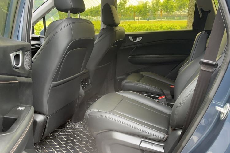 Used Wuling Jiachen 2022 1.5T Manual Light Enjoyment Dynamic Version
