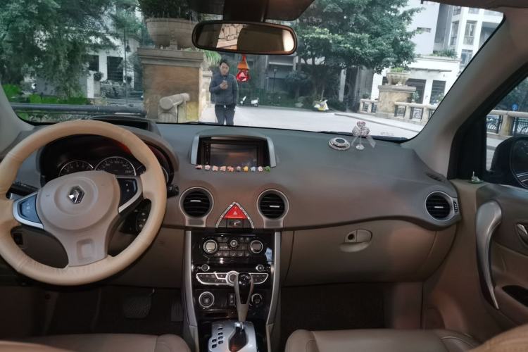 Used Renault Koleos 2009 2.5L Two-Wheel Drive Comfort Version