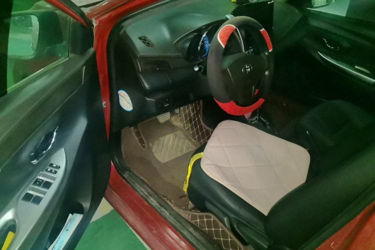 Used Toyota YARiS L Zhi Xuan 2014 1.3E Automatic Charm Edition