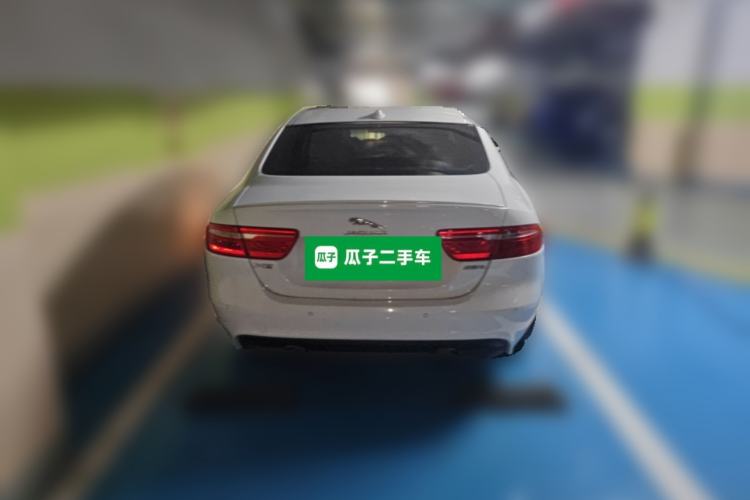 Used Jaguar XE 2015 2.0T 240 PS R-Sport
