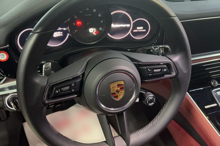 Used Porsche Panamera 2022 Panamera Executive Long Wheelbase 2.9T Steering Wheel