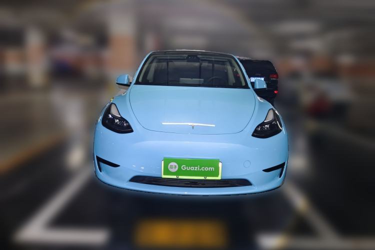 Used Tesla Model Y 2023 Rear-Wheel-Drive Version
