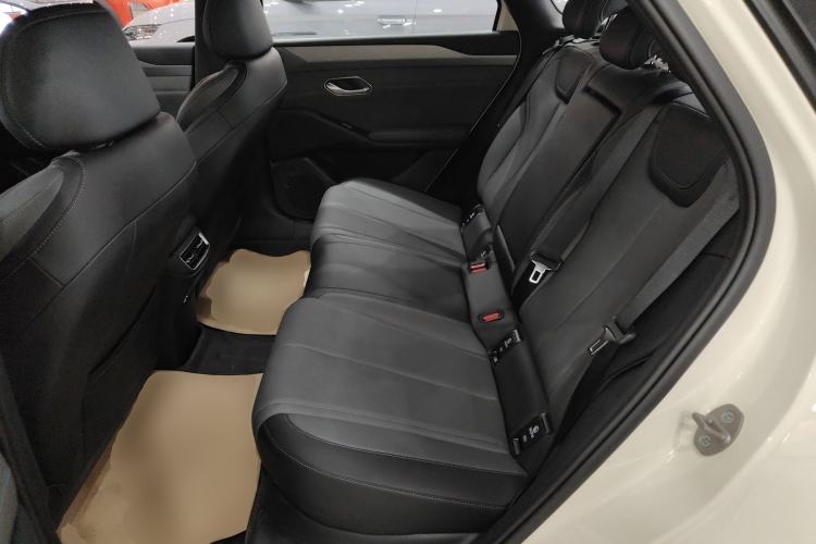 Used BYD Qin L 2025 EV 545KM Beyond Version Interior 4