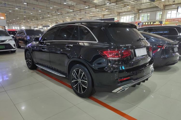 Used Mercedes-Benz GLC 2020 Facelift GLC 300 L 4MATIC Dynamic Edition
