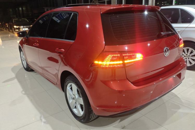 Used Volkswagen Golf 2015 1.6L Automatic Comfort Model Exterior 2