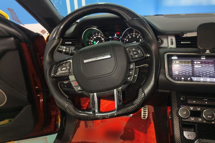 Used Land Rover Range Evoque 2018 240 PS HSE DYNAMIC Convertible Steering Wheel