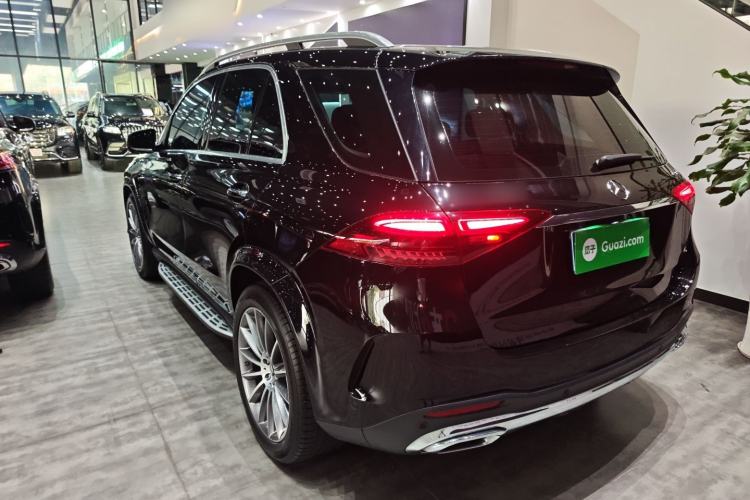 Used Mercedes-Benz GLE 2024 GLE 450 4MATIC Luxury Model Rear Left 45 Deg