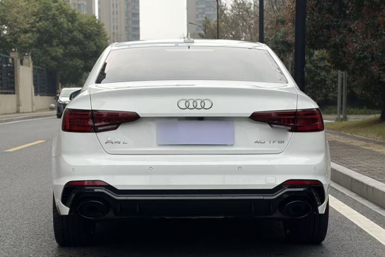 Used Audi A4L 2018 30th Anniversary Edition 40 TFSI Trendy Model Exterior 5