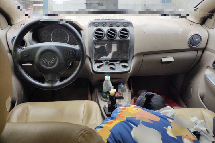 Used Wuling Hongguang 2013 1.5L Standard Version
