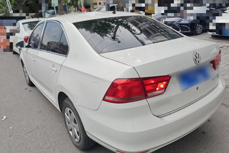 Used Volkswagen Santana 2015 1.6L Automatic Fashion Edition