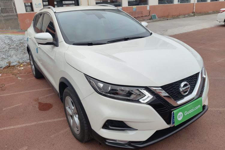 Used Nissan Qashqai 2022 2.0L CVT XV Smart Enjoyment Version Front Right 45 Deg