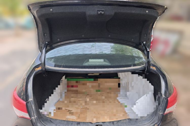 Used Nissan Sylphy 2016 Classic 1.6XE Automatic Leading Edition Trunk