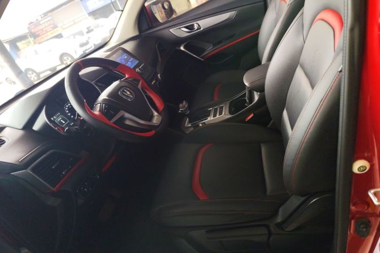 Used Changan CS55 2018 1.5T Automatic Colorful Edition China V Standard
