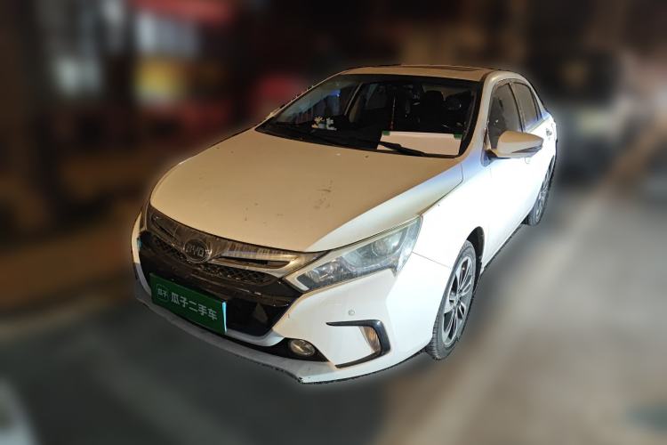 Used BYD Qin New Energy 2015 1.5T Dual-Crown Flagship Edition