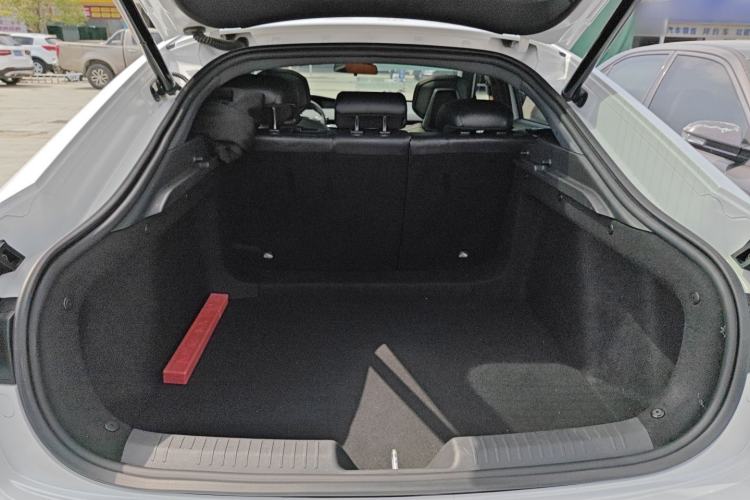 Used CHANGAN UNI-V 2022 1.5T Prestige Version
