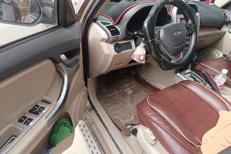 Used Chery Tiggo 3 2014 1.6L CVT ZhiShang Edition Driver Seat