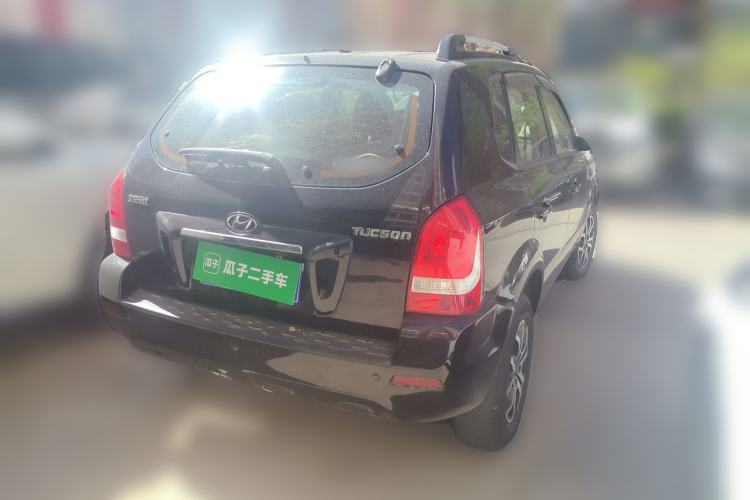 Used Hyundai Tucson 2013 2.0L Manual Two-Wheel Drive Fashion Edition
