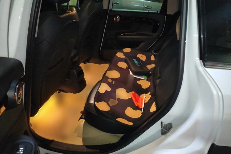 Used MINI Countryman 2018 1.5T COOPER ALL4 Artist Left Rear Seat