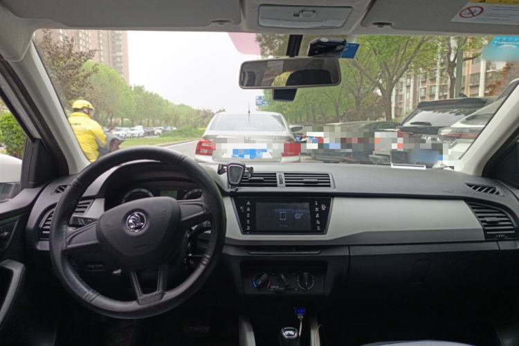 Used Skoda Fabia 2017 1.4L Automatic Car Enjoy Edition
