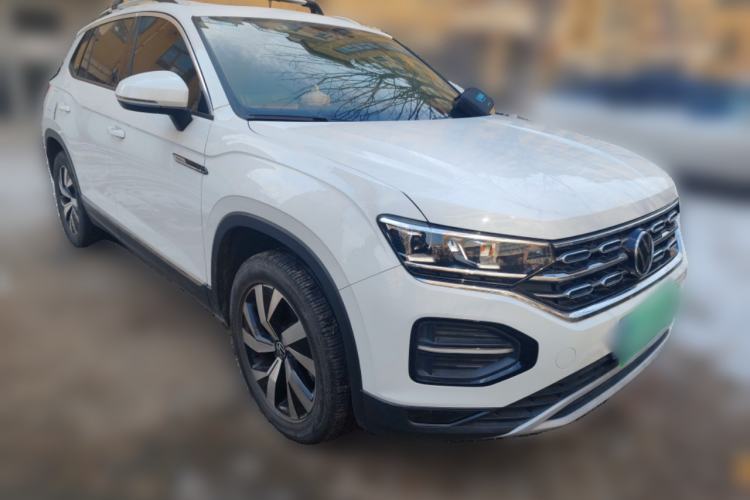 Used Volkswagen Tayron 2022 280TSI Two-Wheel Drive Luxury Smart Connectivity Version Front Right 45 Deg