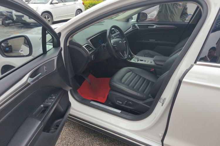 Used Ford Mondeo 2020 EcoBoost 180 Stylish Model Driver Seat