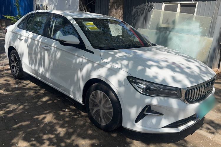 Used Geely Auto Emgrand 2026 Model 4th Generation 4 Millionth Anniversary Edition 1.5L CVT Overdrive Edition Exterior 3