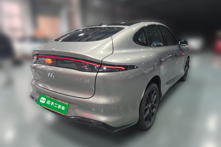 Used IM LS6 2026 Model Pure Electric Max Rear Right 45 Deg