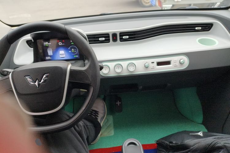 Used Wuling Hongguang MINIEV 2021 Macaron Fashion Model Lithium Iron Phosphate
