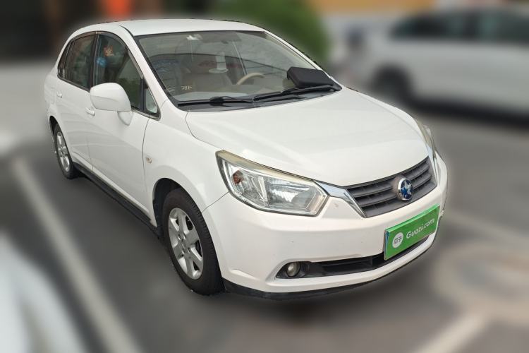 Used Venucia D50 2012 1.6L Manual Comfort Edition Front Right 45 Deg