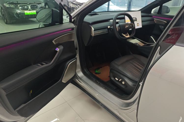 Used ONVO L60 2024 60 kWh Rear-Drive Version
