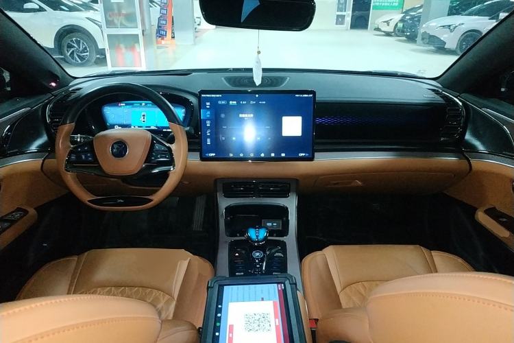 Used BYD Han 2022 EV Genesis Edition 610KM All-Wheel Drive Premium Model
