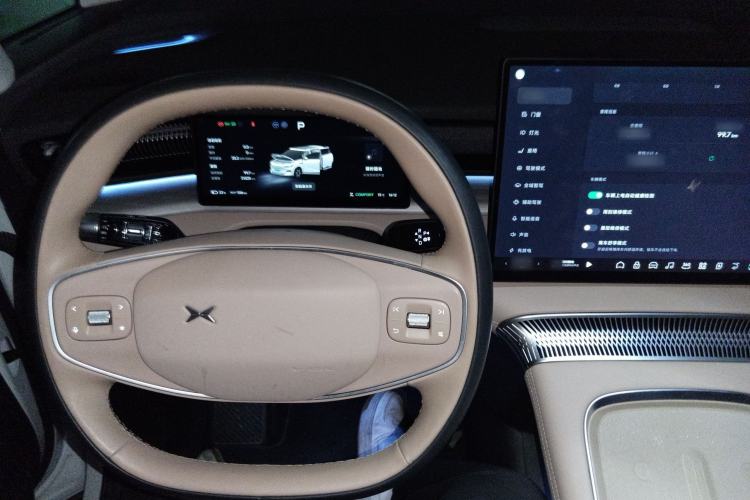 Used XPeng X9 2024 610 Long-Range Pro
