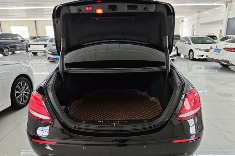 Used Mercedes-Benz E-Class 2018 Facelift E 200 L
