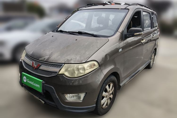 Used Wuling Hongguang 2014 1.2L S Comfort Model China IV