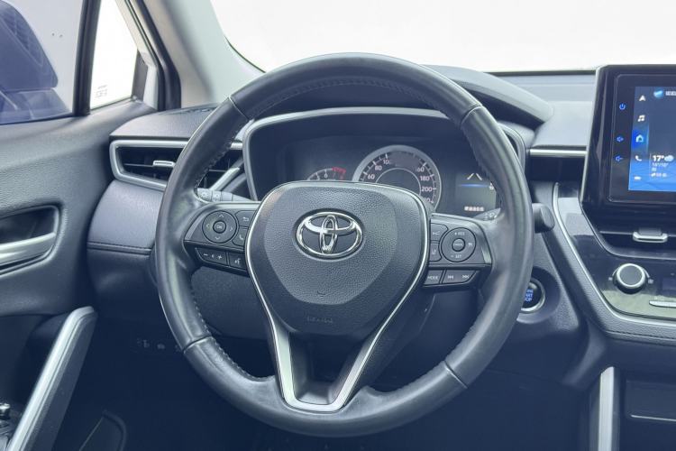 Used Toyota Corolla Cross 2022 2.0L Deluxe Edition Interior 3