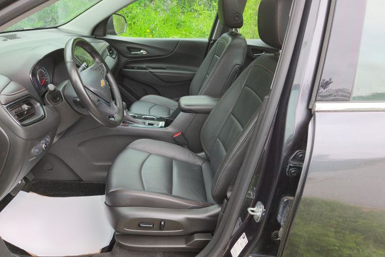 Used Chevrolet Equinox 2021 535T Yujie Edition Left Front Seat