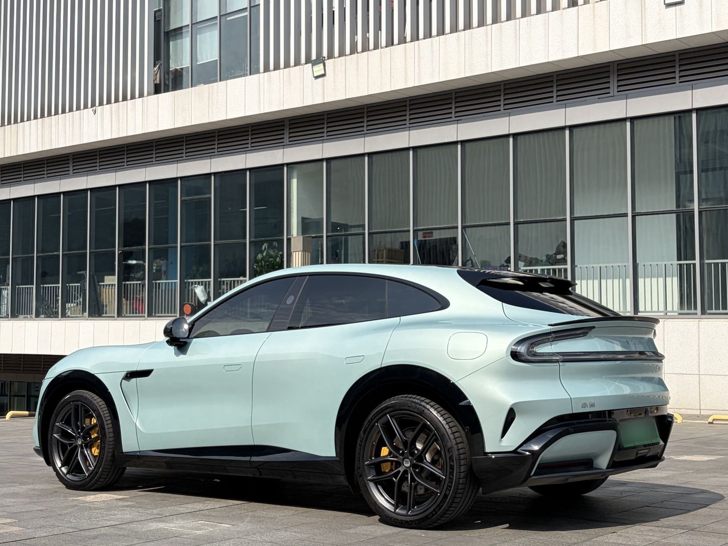 Xiaomi Auto YU7 2025 Ultra-Long Range High-Performance All-Wheel-Drive Max Edition — снимка 14