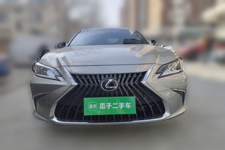 Used Lexus ES 2022 200 Excellence Edition
