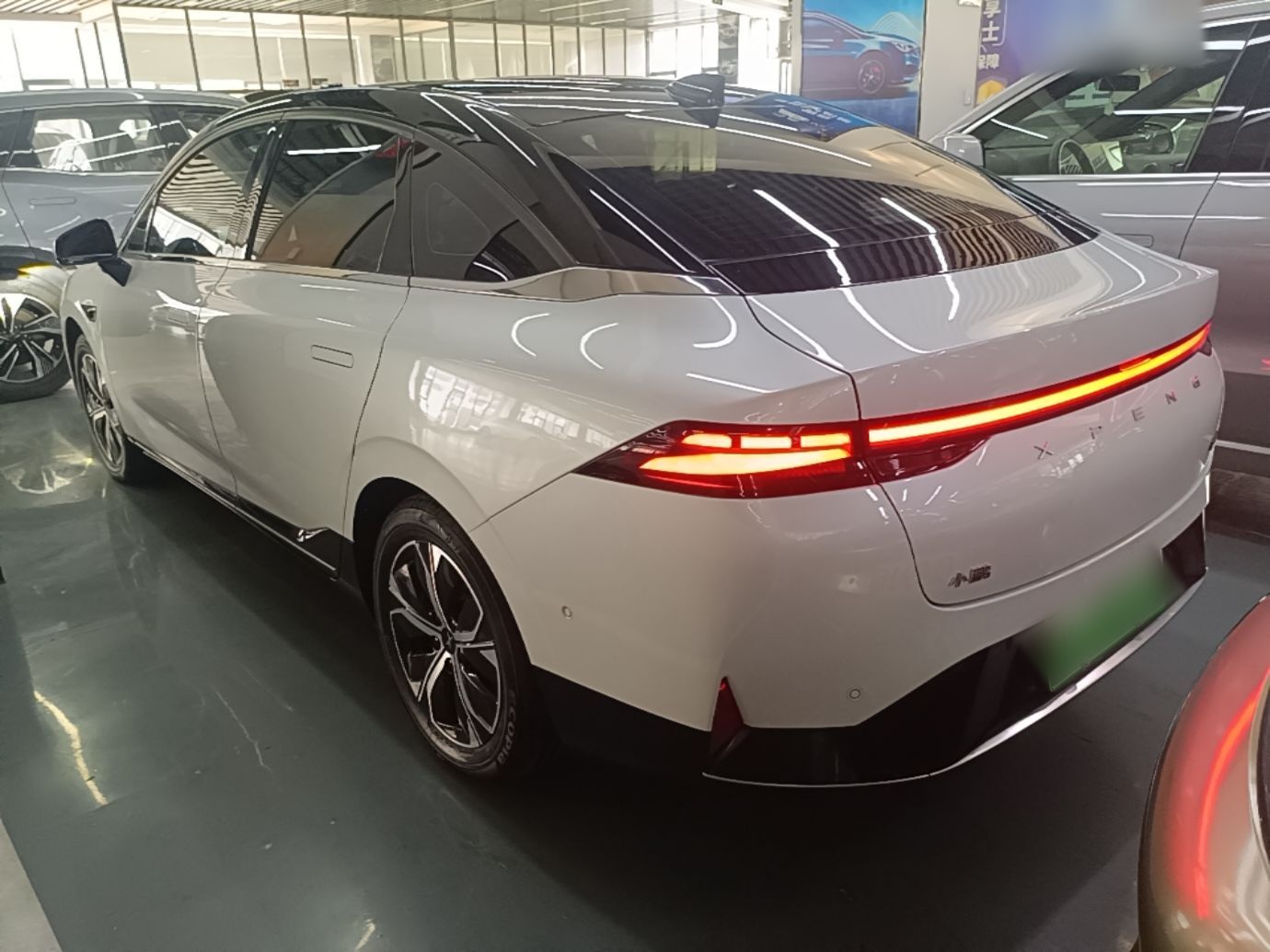XPeng P5 2022 550E — снимка 4