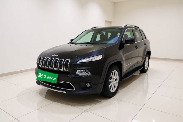 Used Jeep Cherokee 2019 2.0L Two-Wheel Drive Standard Edition China V Guazi used car, China used car export, Used car for sale, Used cars, Cheapest cars for sale