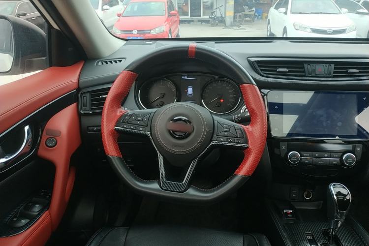 Used Nissan X-Trail 2021 2.0L CVT 2WD XL Premium Commemorative Edition Steering Wheel