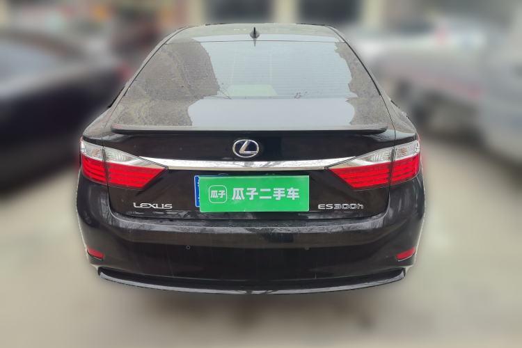 Used Lexus ES 2014 300h Luxury Edition