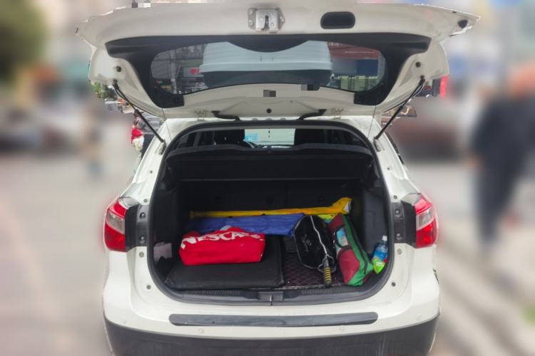 Used Suzuki Vitara S-Cross 2017 1.6L CVT Two-Wheel Drive Urban Fashion Model Trunk